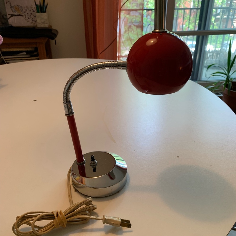 Levinton Red Table lampe- vintage 70’s spatial era